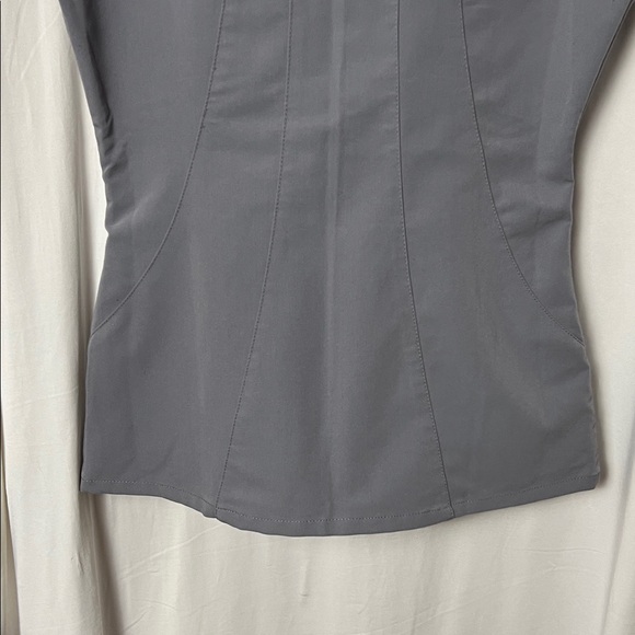 Jaanuu Gray Gold Zip Scrub Top Size XS - Picture 9 of 12